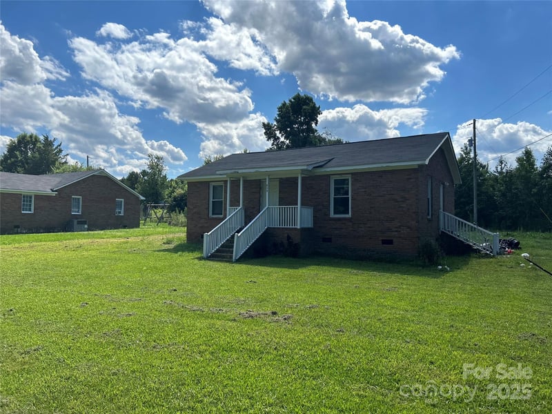 835 Sikes Mill Rd, Monroe, NC 28110
