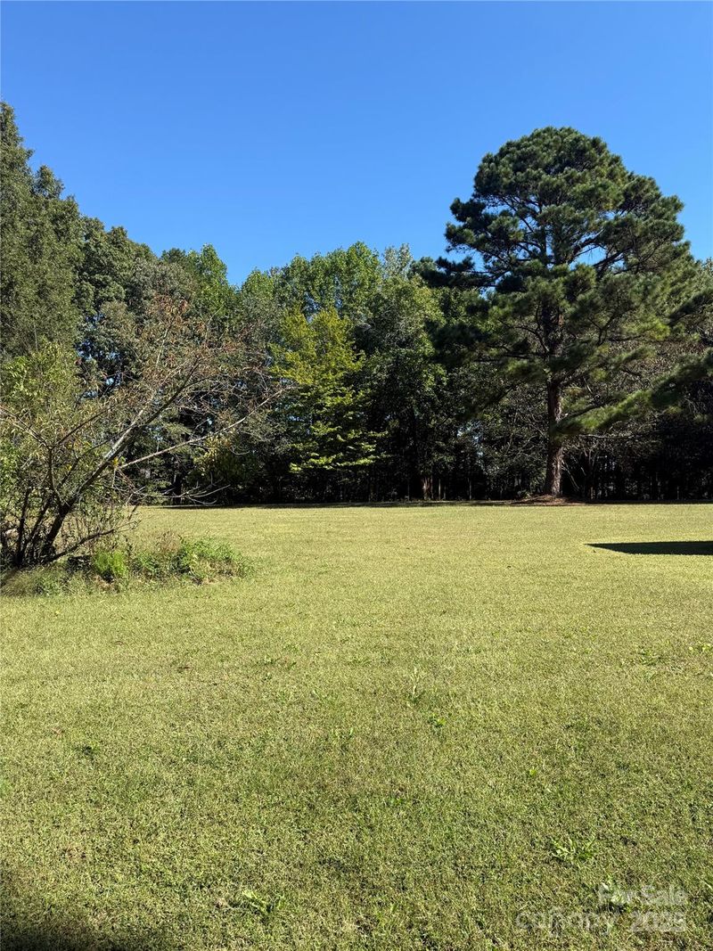 7201 Stillwell Rd, Matthews, NC 28105