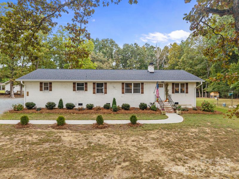 1813 Doster Rd, Monroe, NC 28112