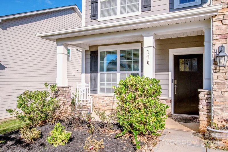 110 W Northstone Rd, Mooresville, NC 28115