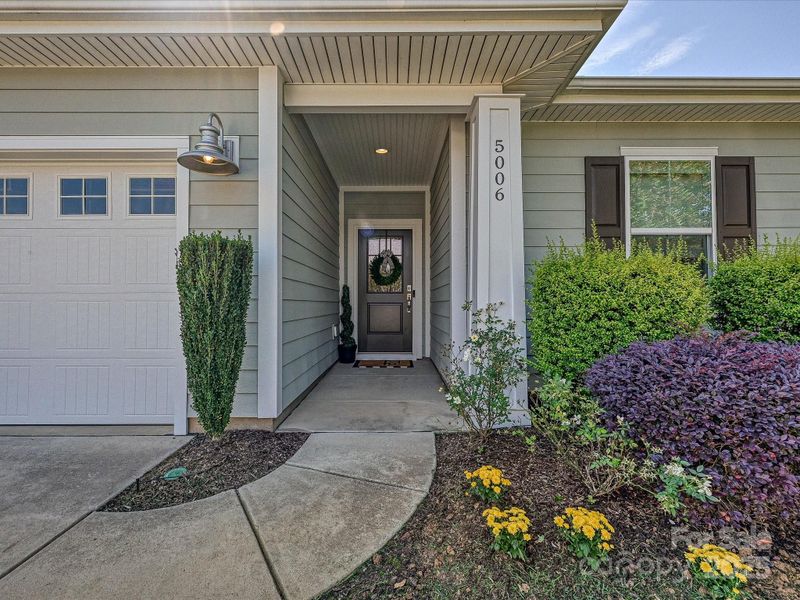5006 Looking Glass Trl, Denver, NC 28037