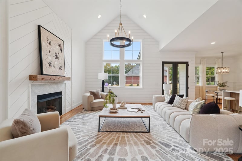 144 Sardis Ln, Charlotte, NC 28270