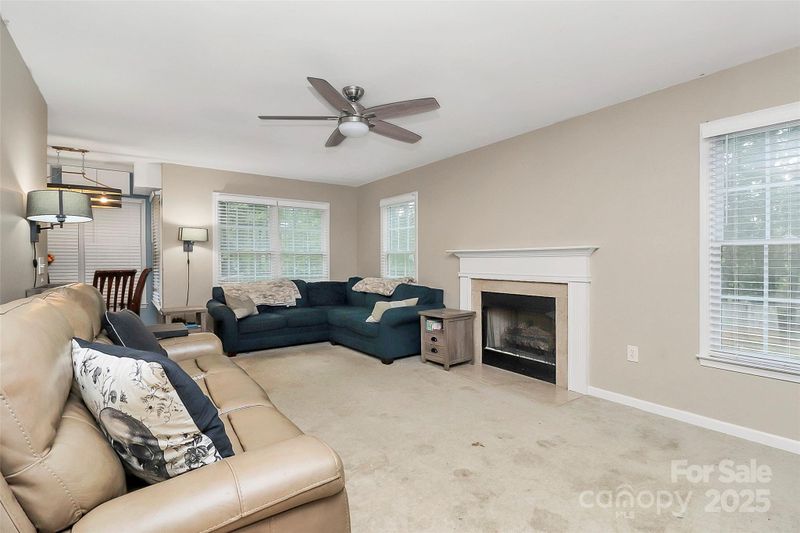 5607 Historic Springs Dr, Concord, NC 28025