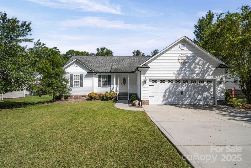 2010 Samantha Dr, Kannapolis, NC 28083