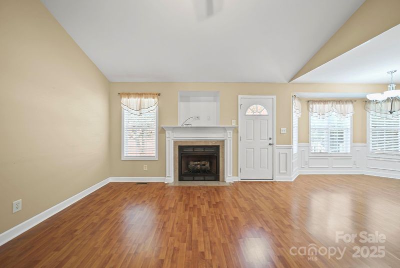2010 Samantha Dr, Kannapolis, NC 28083