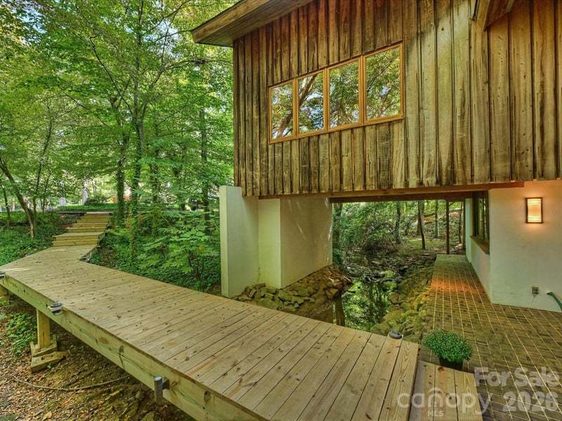 5624 Glenkirk Rd, Charlotte, NC 28210