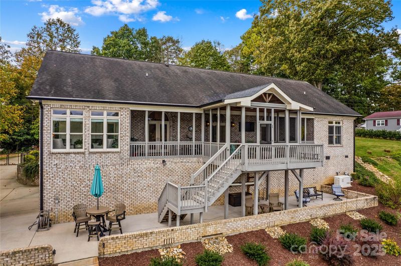 4322 Circle Dr, Claremont, NC 28610