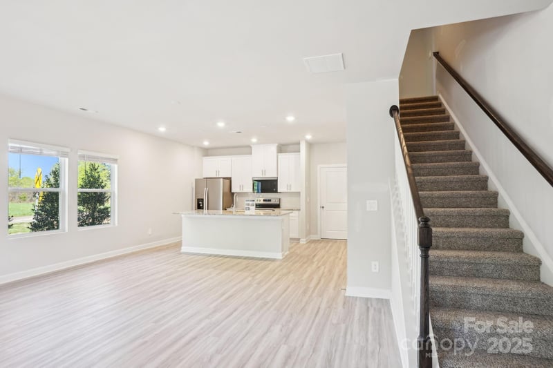 105 Ciara Pl #E, Mooresville, NC 28115