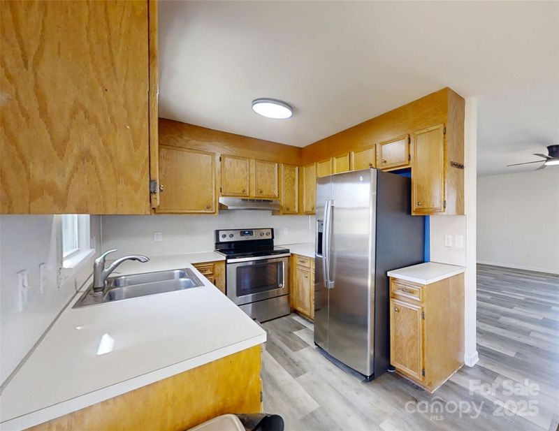 3940 Herman Sipe Rd, Conover, NC 28613