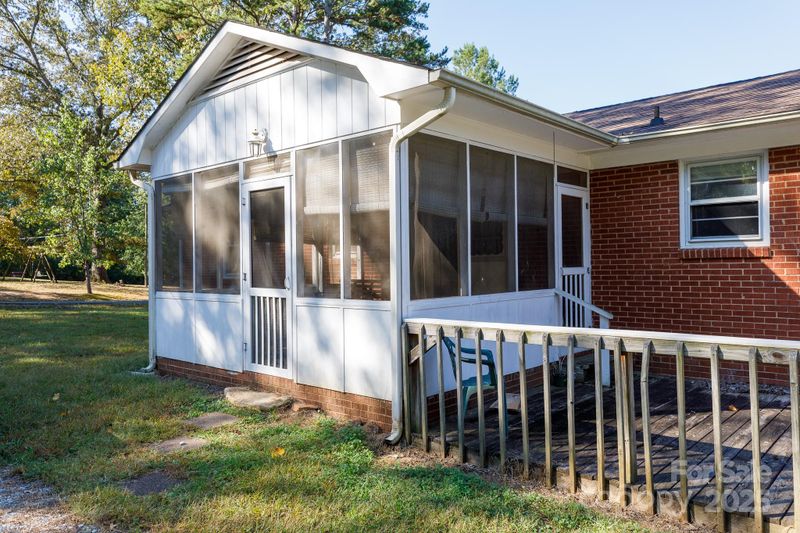 145 Mccarver Rd, Gastonia, NC 28056
