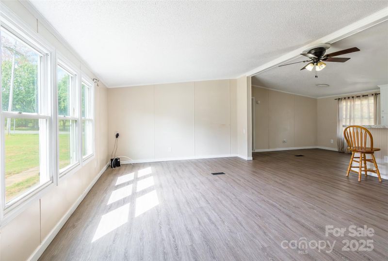 4000 Chestnut Woods Dr, Kings Mountain, NC 28086