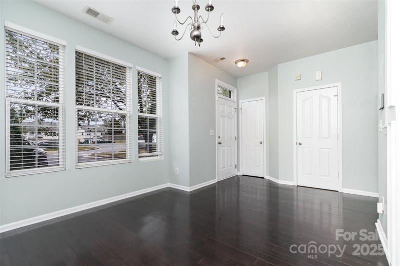 7367 Laurel Valley Rd, Charlotte, NC 28273