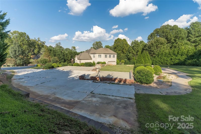 115 Misty Meadows Ct, Mooresville, NC 28117