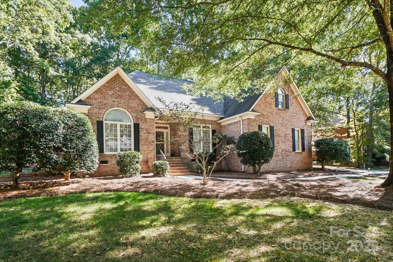 1200 Over Stream Ln, Matthews, NC 28105