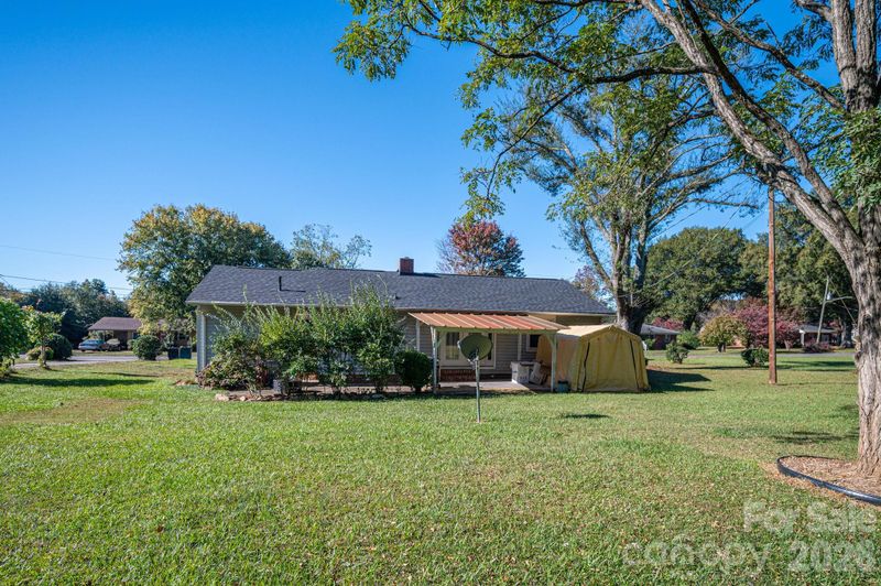 1724 E Perry St, Gastonia, NC 28054