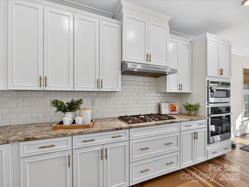 244 Bouchard Dr, Waxhaw, NC 28173