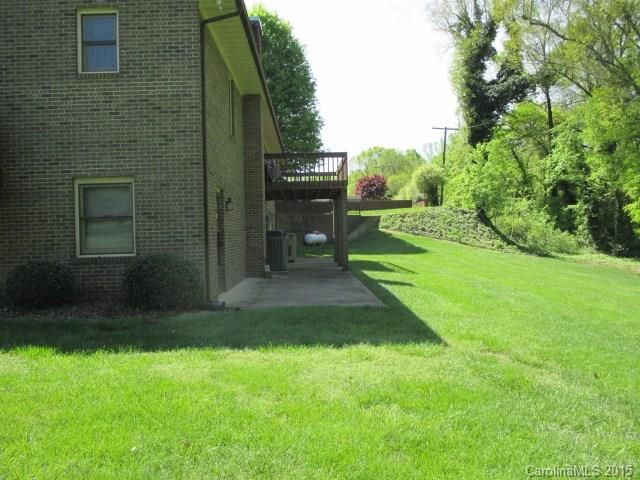 902 Tait St, Lincolnton, NC 28092