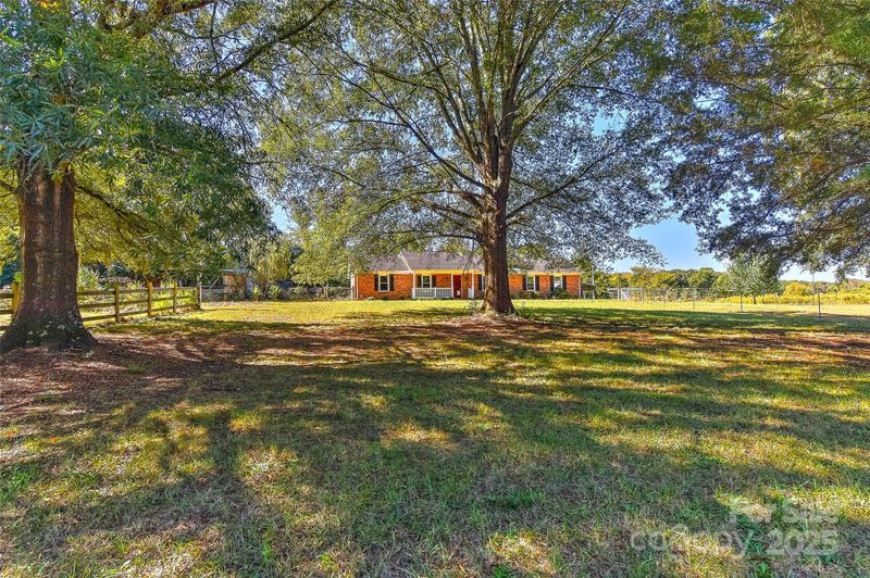 5903 Griffith Rd, Monroe, NC 28112