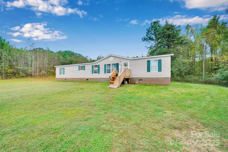 2824 Harmony Hw, Harmony, NC 28634