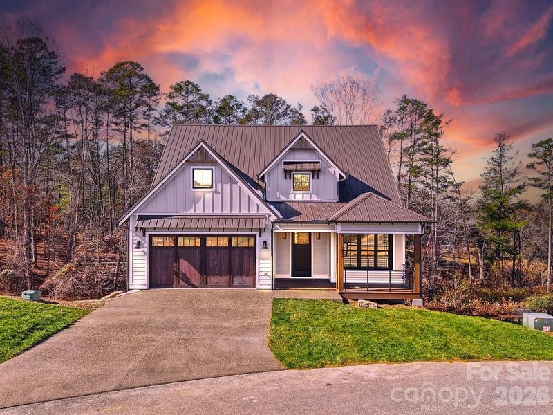202 Westridge Farm Rd, Asheville, NC 28804
