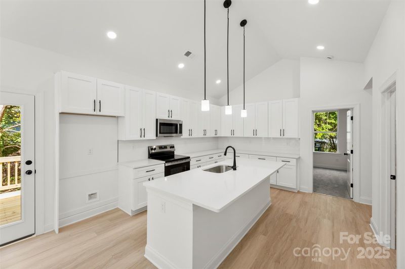 90 Sumner Ave NW, Concord, NC 28027