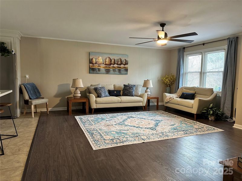 251 Briarcliff Dr, Kannapolis, NC 28081