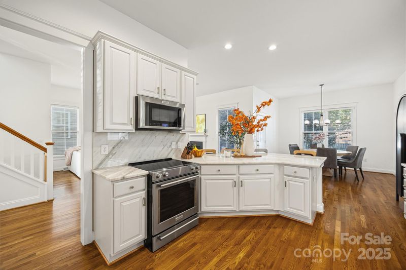 12621 Doster Ave, Charlotte, NC 28277