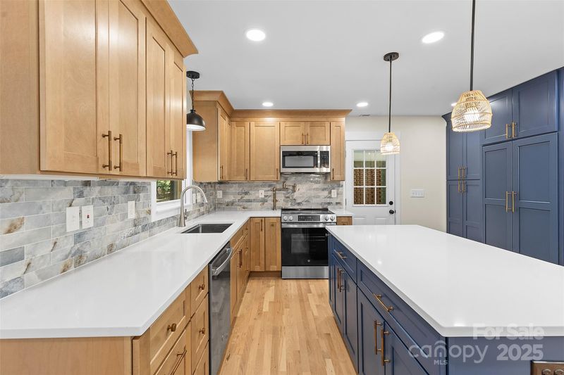 1895 Forest Lake Dr, Rock Hill, SC 29732