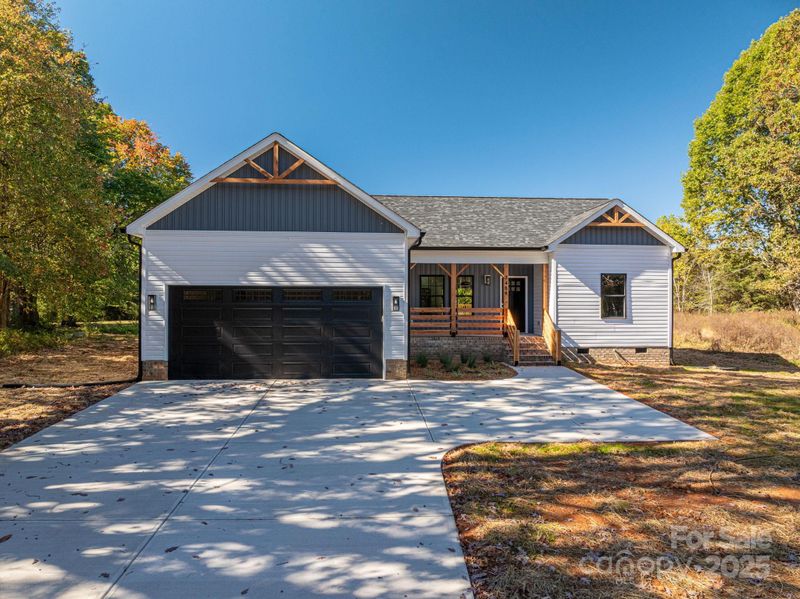 2488 Shoal Rd, Crouse, NC 28033
