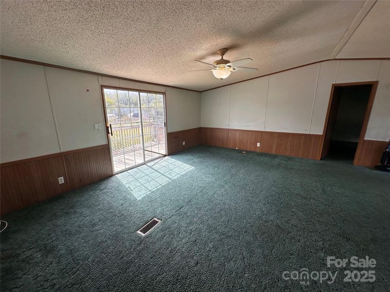 329 Lindsey Farm Rd, Stony Point, NC 28678