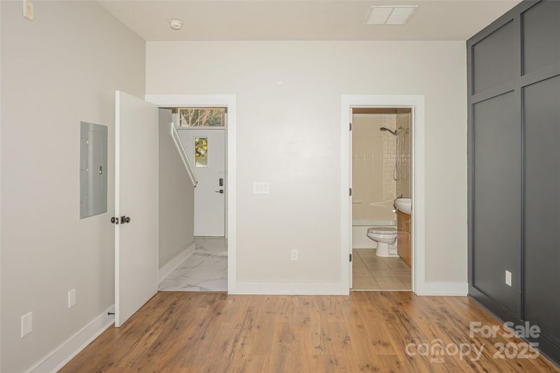 945 7th St, Charlotte, NC 28204