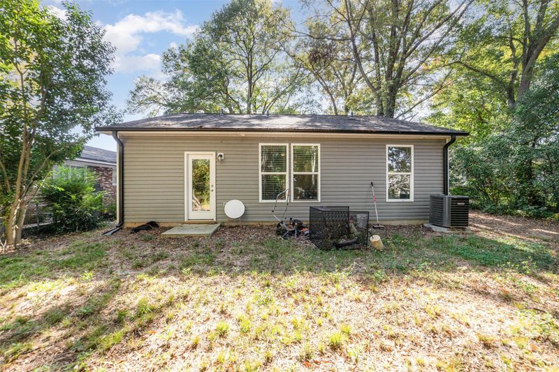 204 E Page Ave, Gastonia, NC 28052