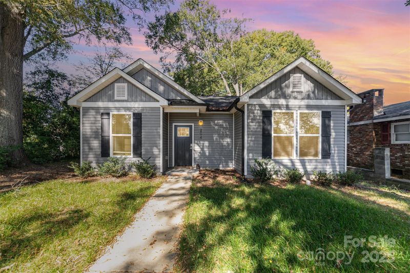 204 E Page Ave, Gastonia, NC 28052