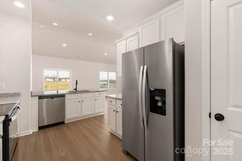 3348 Fox Hall Dr, Gastonia, NC 28052