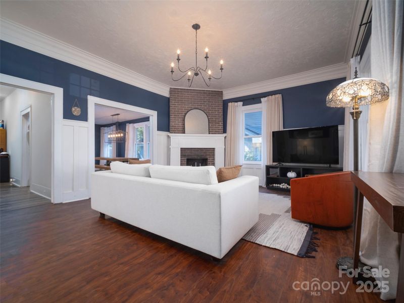 525 W 2nd Ave, Gastonia, NC 28052