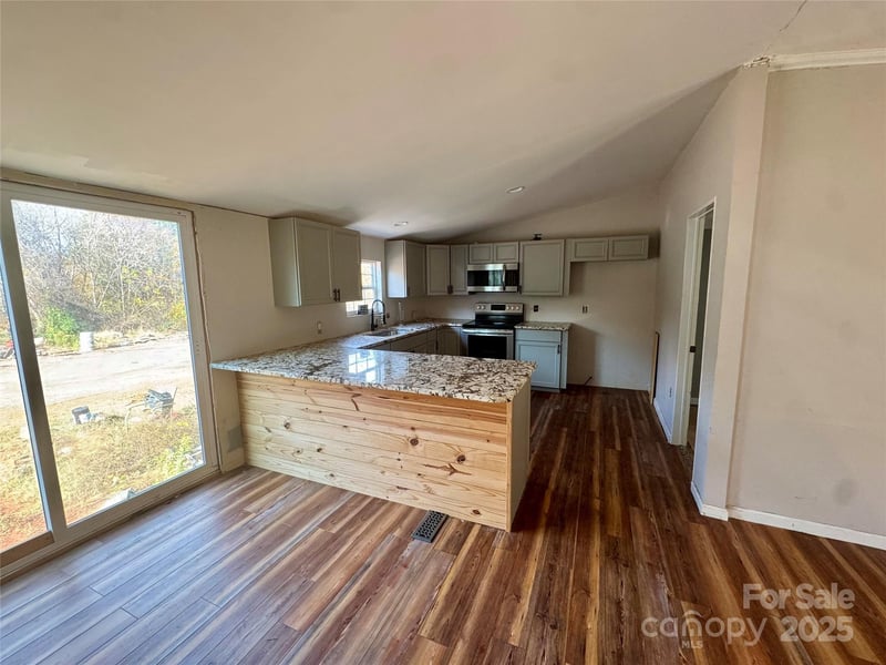13139 Asbury Chapel Rd, Huntersville, NC 28078