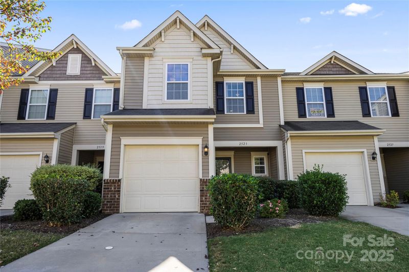 2523 Early Flight Dr, Charlotte, NC 28262