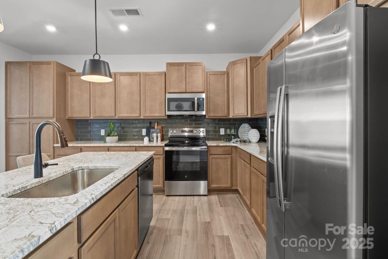 7712 Ethora Way #3, Charlotte, NC 28216