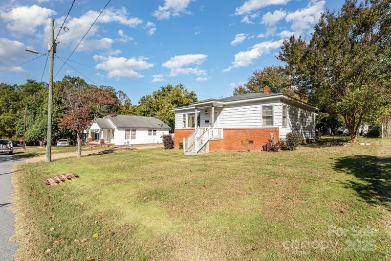 806 Walker St, Kannapolis, NC 28081