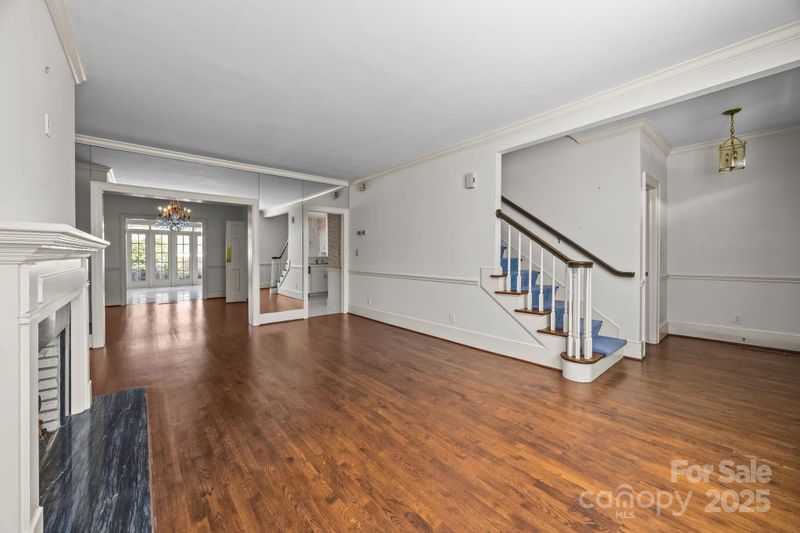 155 Perrin Pl, Charlotte, NC 28207