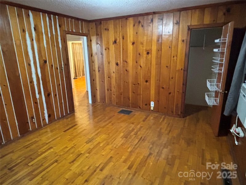 850 W Garrison Blvd, Gastonia, NC 28052