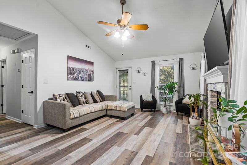 7911 Latchington Ct, Charlotte, NC 28227