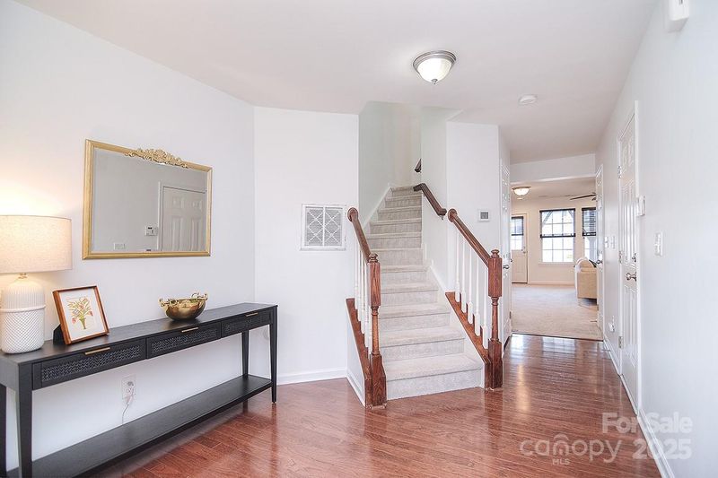 6134 Rockefeller Ln, Charlotte, NC 28210