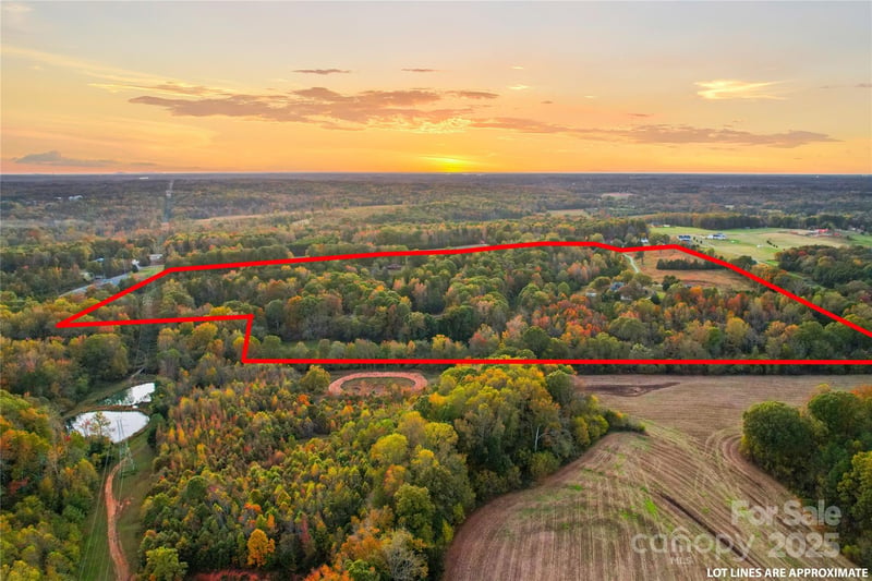 213 Rustic Rd, Mooresville, NC 28115