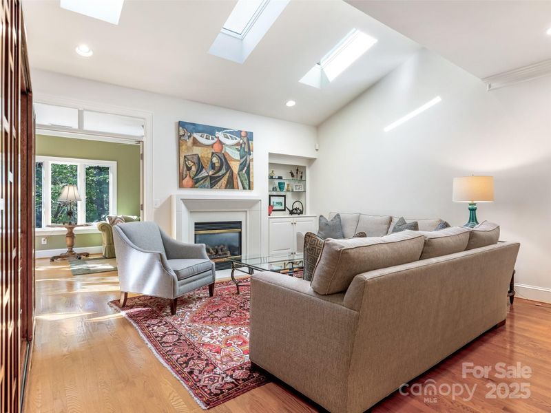 8942 Challis Hill Ln, Charlotte, NC 28226