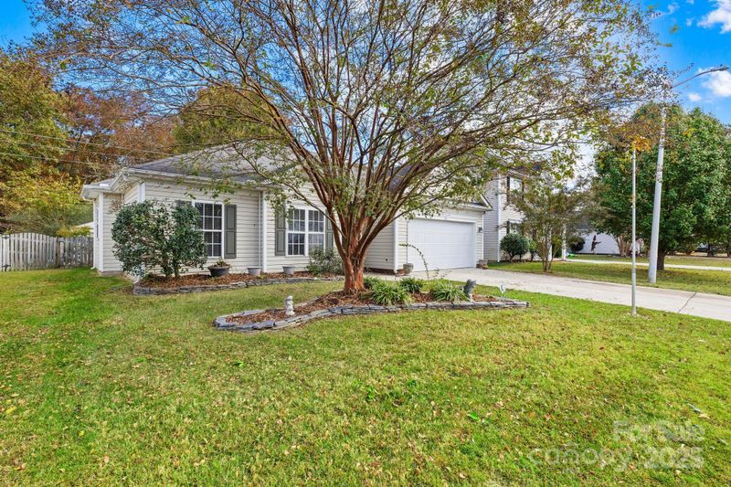 6200 Trevor Simpson Dr, Indian Trail, NC 28079