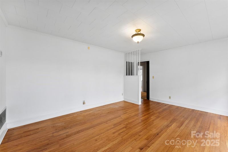 1819 Ratchford Dr, Dallas, NC 28034