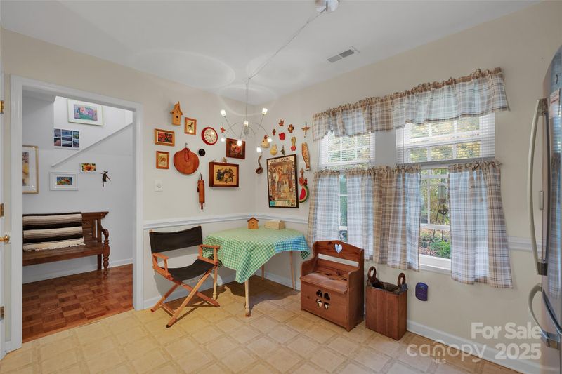 4227 Craven Hill Dr, Charlotte, NC 28216
