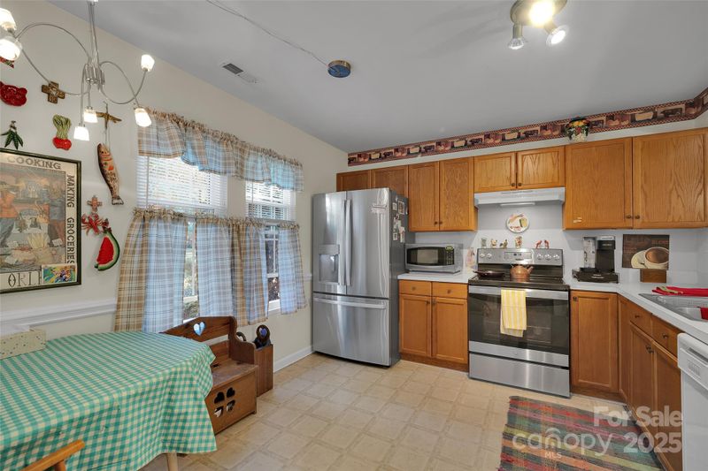 4227 Craven Hill Dr, Charlotte, NC 28216