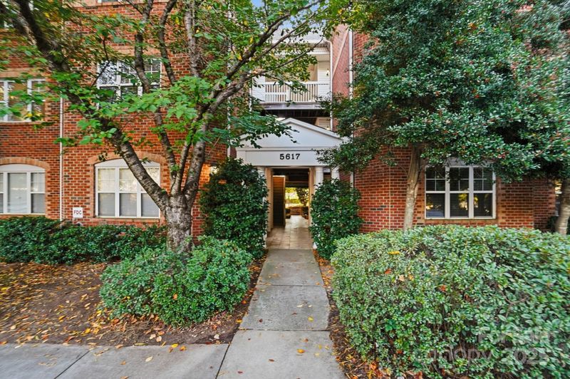 5617 Fairview Rd #5, Charlotte, NC 28209